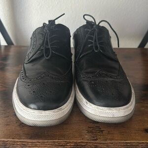 Kenneth Cole men’s shoe 8.5 black